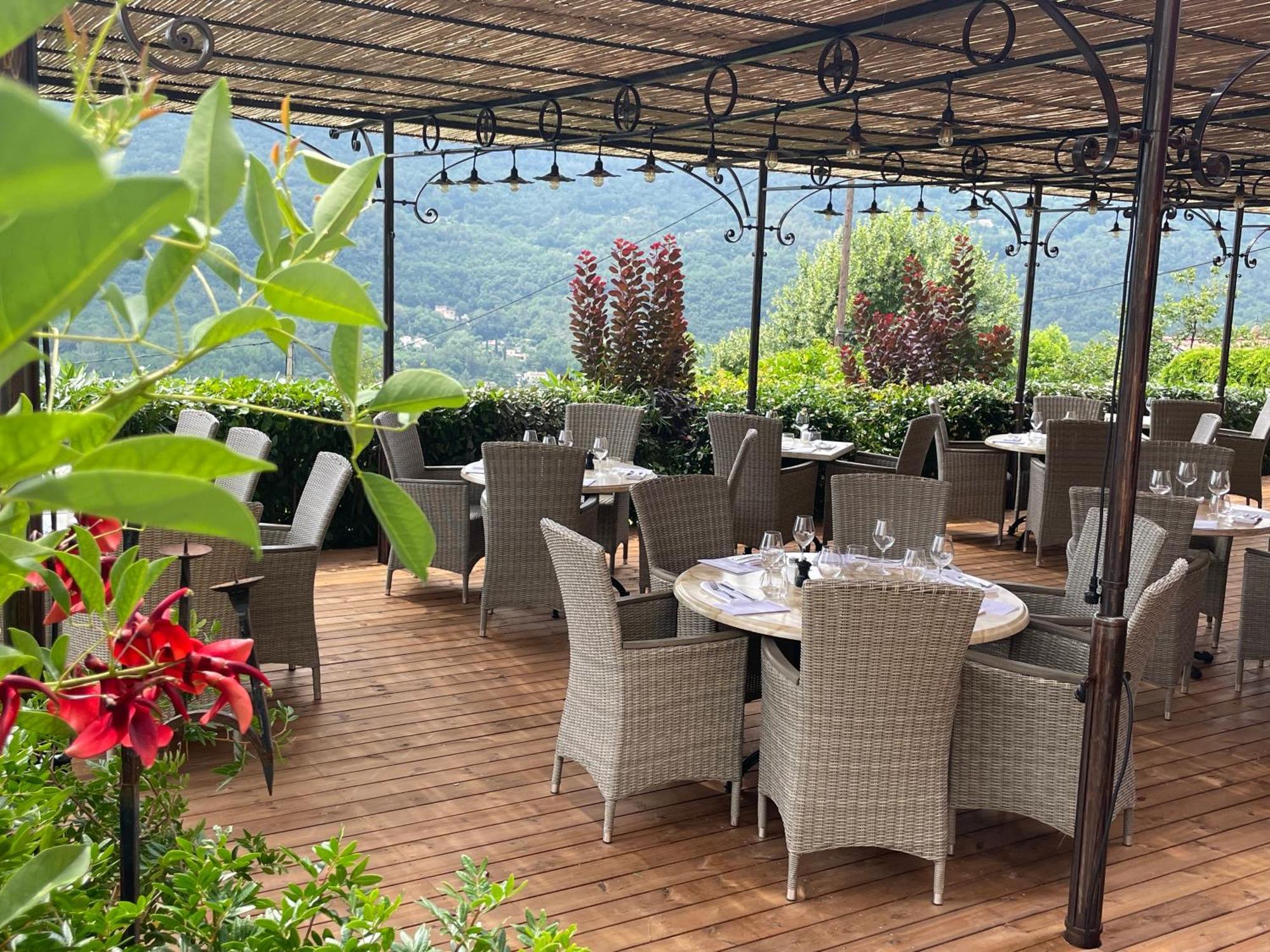 Hotel Particulier Des Jasmins Le Bar-sur-Loup Exterior foto